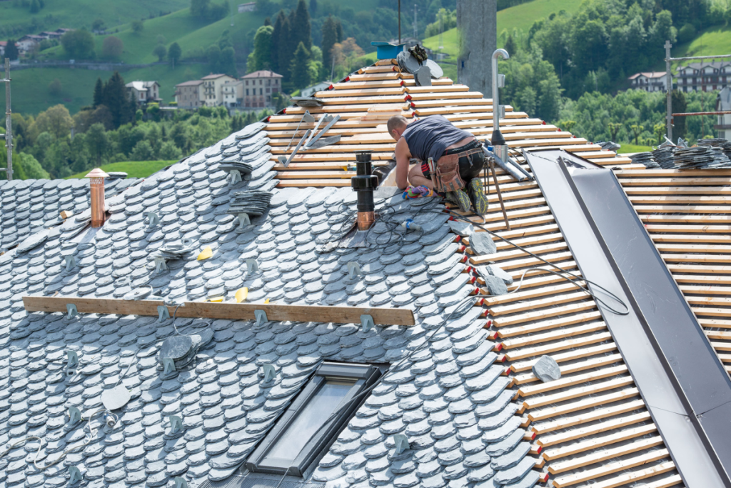 Commercial Roofing Estimator